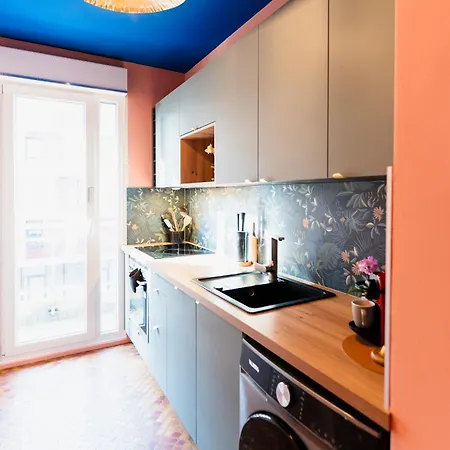 Luna - Cosy 50m2 - Place Parking Prive -ascenseur - Position Gare - Pompidou - Nouvelle - 2 A 4 Personnes Apartmán