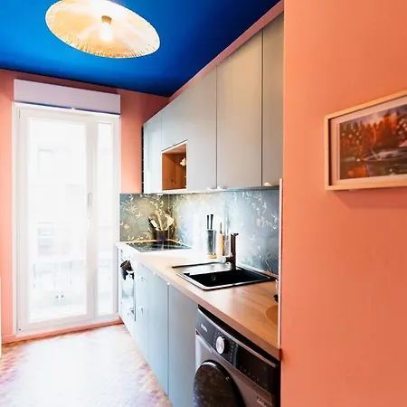 Luna - Cosy 50m2 - Place Parking Prive -ascenseur - Position Gare - Pompidou - Nouvelle - 2 A 4 Personnes Metz