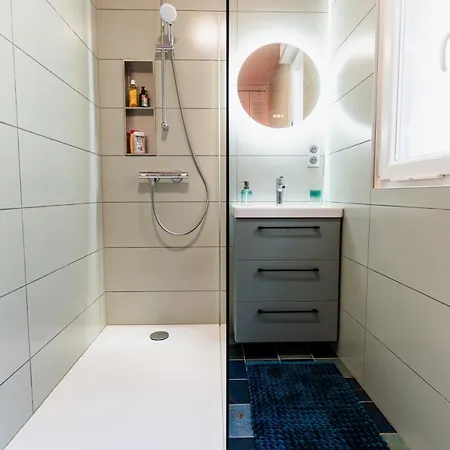 Luna - Cosy 50m2 - Place Parking Prive -ascenseur - Position Gare - Pompidou - Nouvelle - 2 A 4 Personnes * Mety