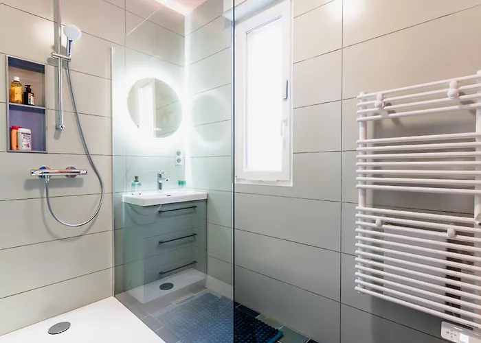 Luna - Cosy 50m2 - Place Parking Prive -ascenseur - Position Gare - Pompidou - Nouvelle - 2 A 4 Personnes 메스