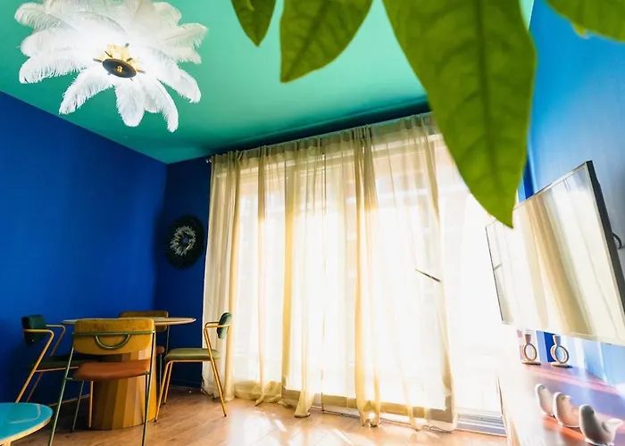 Luna - Cosy 50m2 - Place Parking Prive -ascenseur - Position Gare - Pompidou - Nouvelle - 2 A 4 Personnes 아파트 *